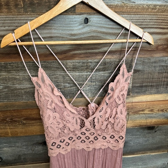 Free People Adella Lace Slip Dress Crochet Pink Rose Layered Bottom Festival - Picture 3 of 10